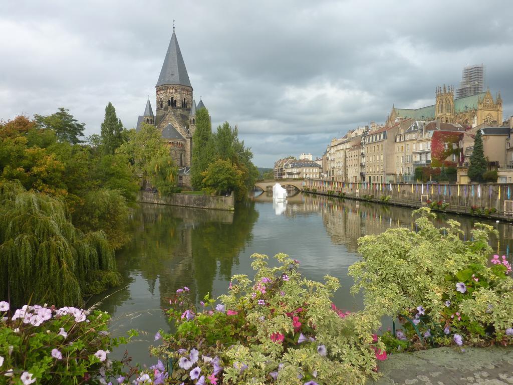 Апартаменты Metz Port Saint Marcel Номер фото